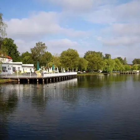 Seehotel Krakow am See